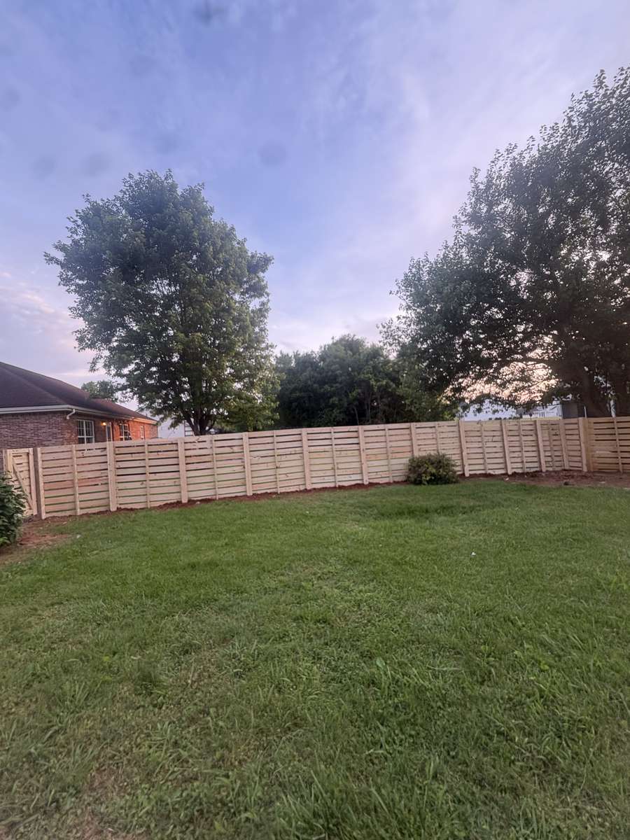Privacy fence long run